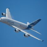 כמה שוקל איירבוס A380?
